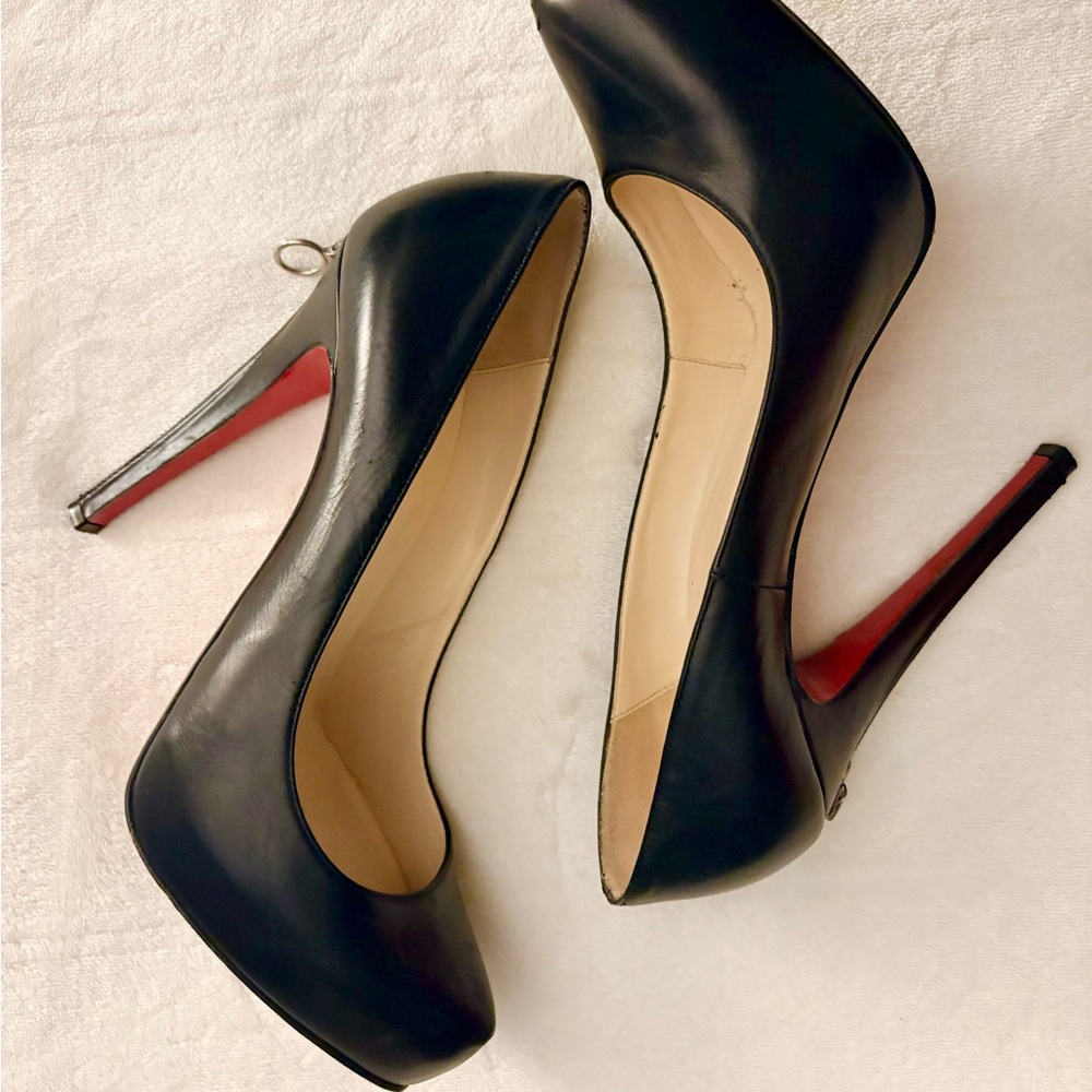 🔥Christian Louboutin Black Leather Platform Pumps with Red Soles